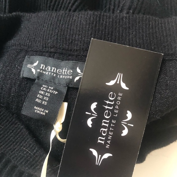 NANETTE LEPORE Black Pleated SKIRT Classic New XS - Picture 3 of 7